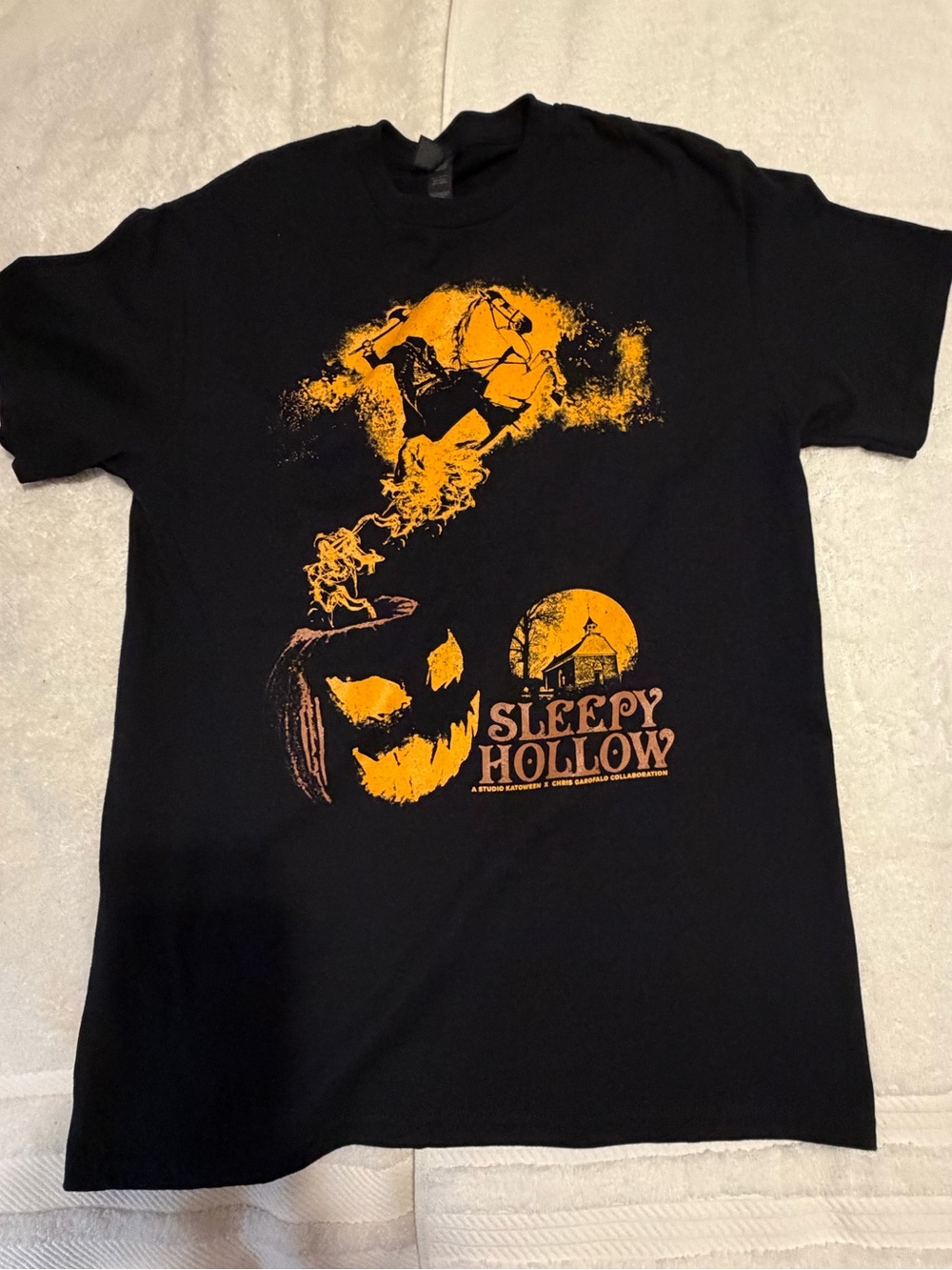 Gildan Black Short-Sleeve Tee with Orange Sleepy Hollow Graphic(Unisex)